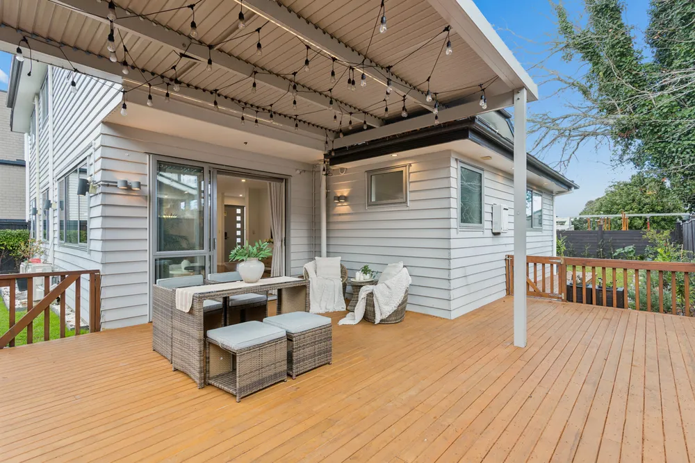 Photos of 680 Mount Albert Road