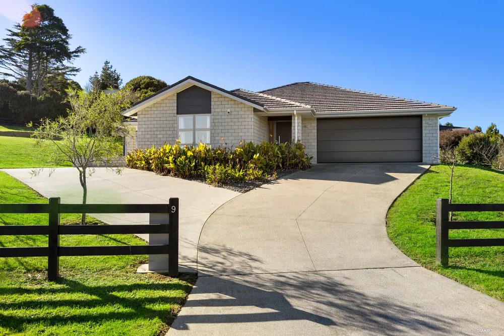 Photos of 9 McIntosh Drive