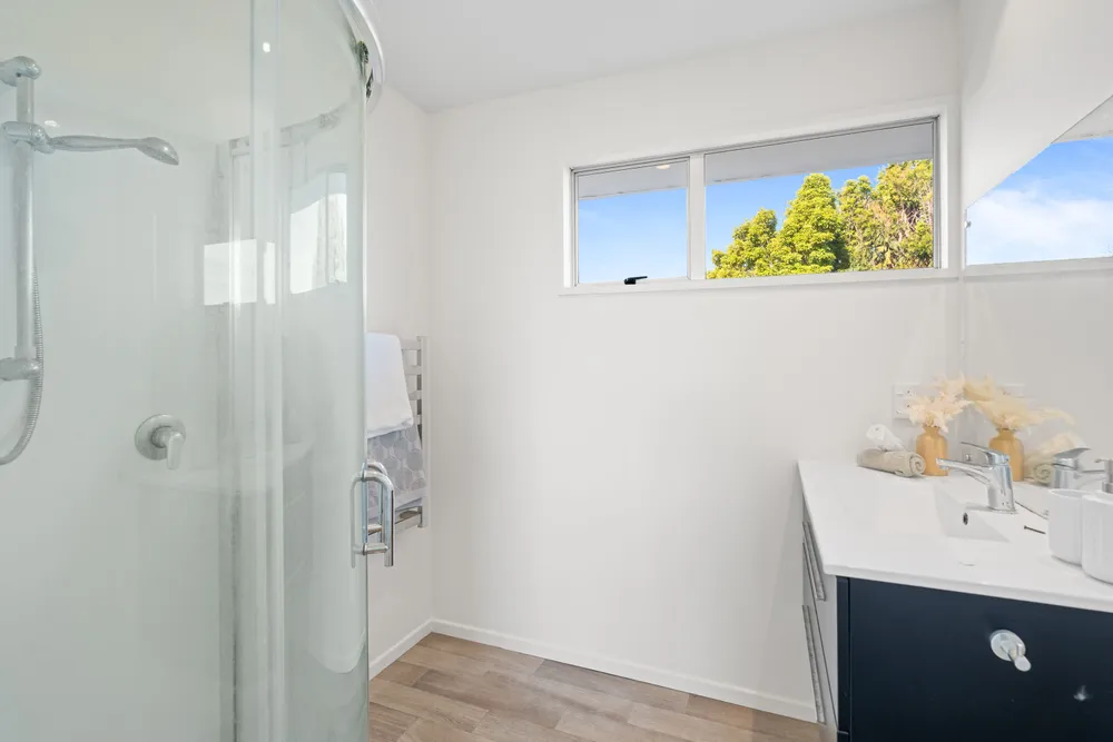 Photos of 62 Rowley Avenue
