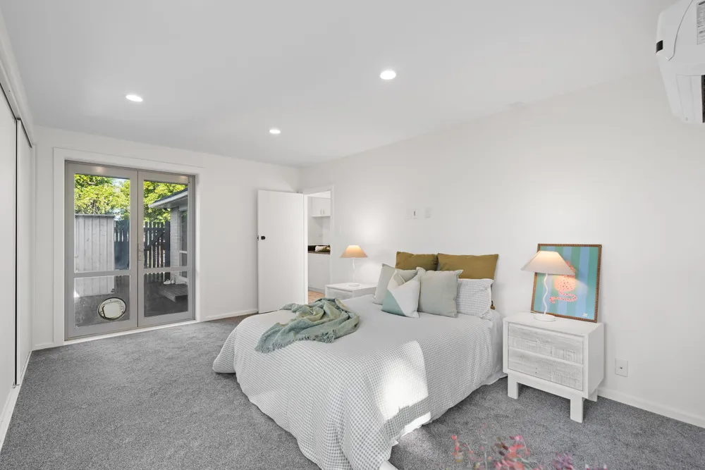 Photos of 62 Rowley Avenue