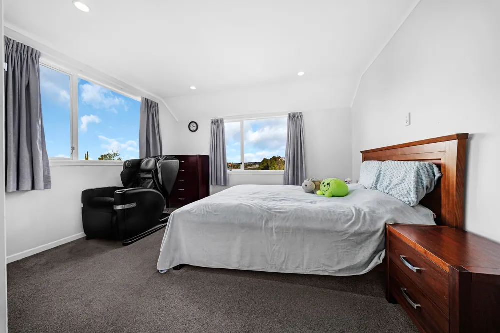 Photos of 11 Tirimoana Road