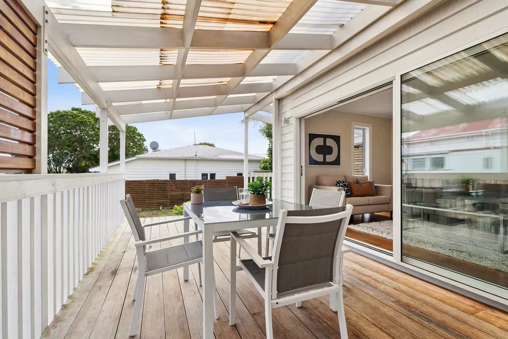 Photos of 409 Great North Road