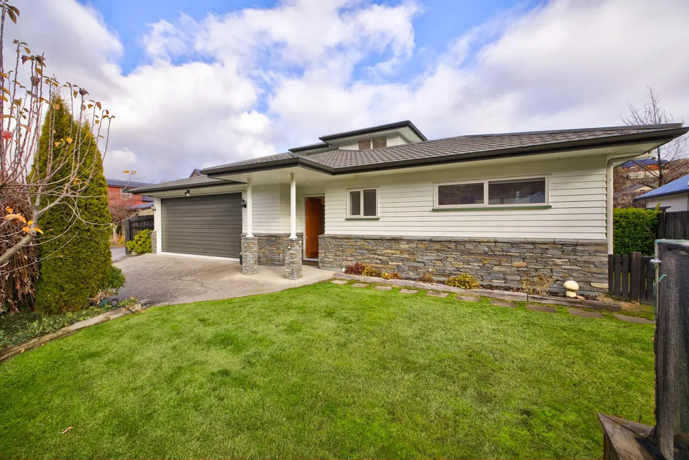 Photos of 7 Innes Place
