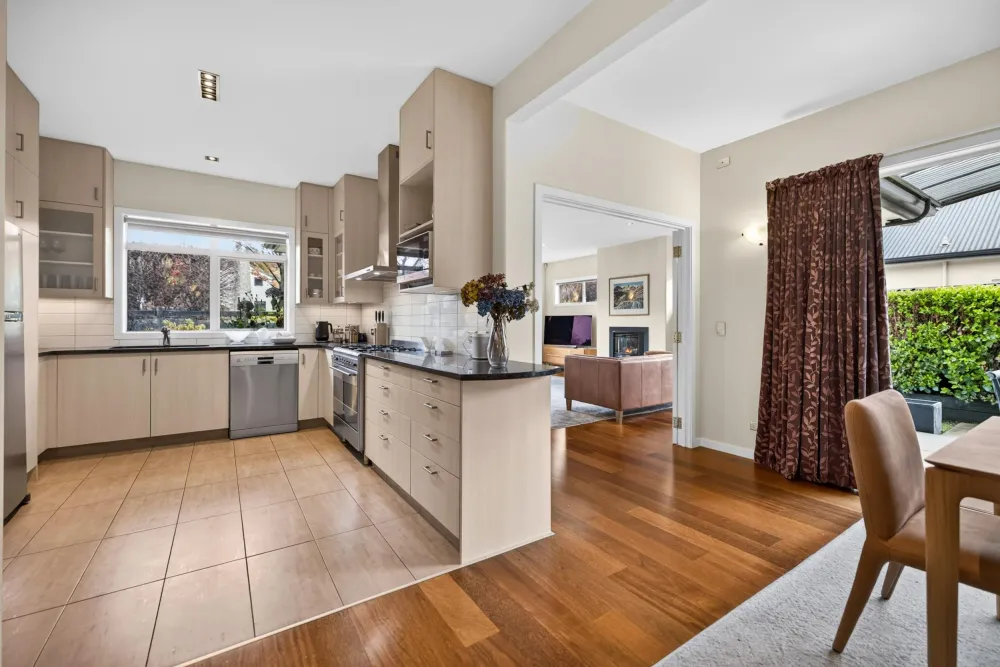 Photos of 7 Innes Place