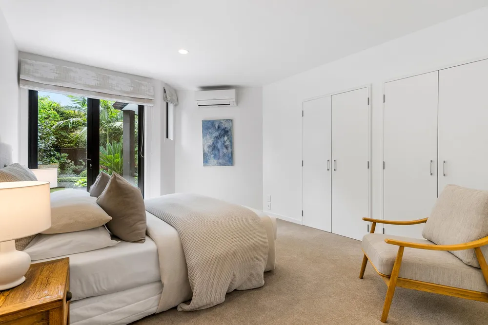 Photos of 1/9 Birdwood Crescent