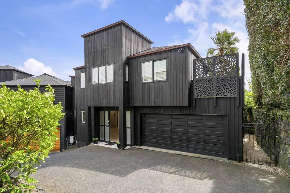 Photos of 1/9 Birdwood Crescent