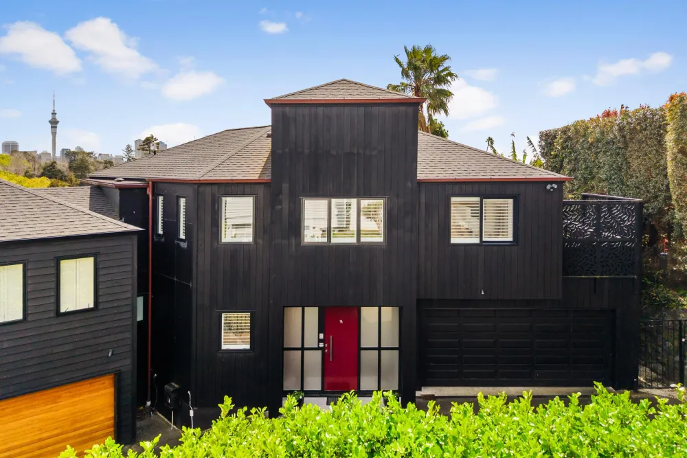 Photos of 1/9 Birdwood Crescent