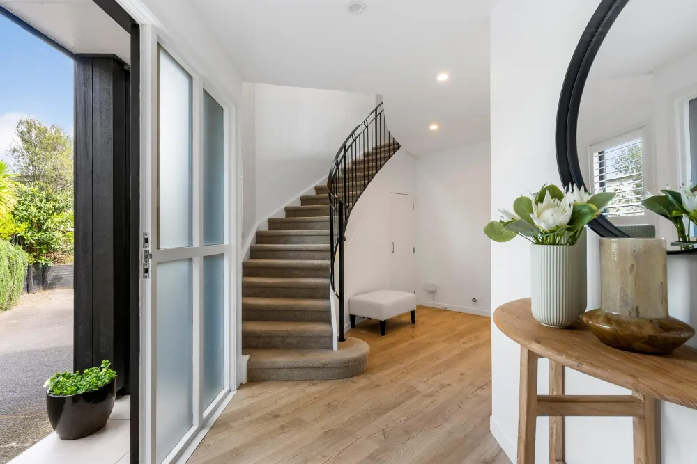 Photos of 1/9 Birdwood Crescent