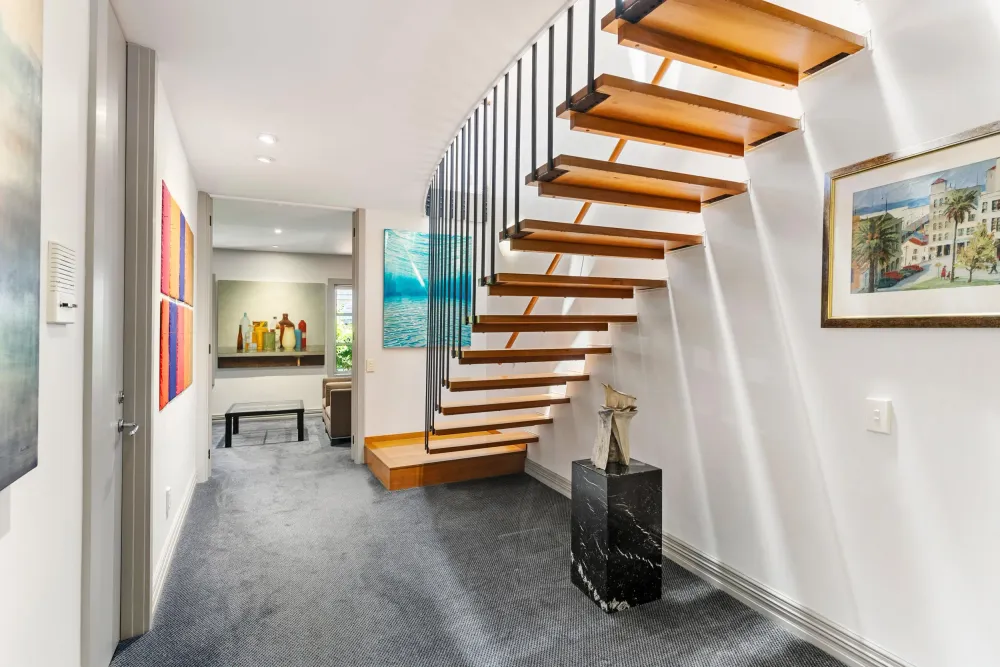 Photos of 19 Emily Place