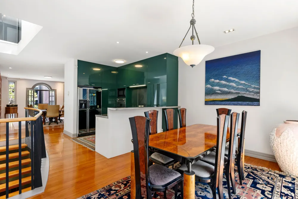 Photos of 19 Emily Place