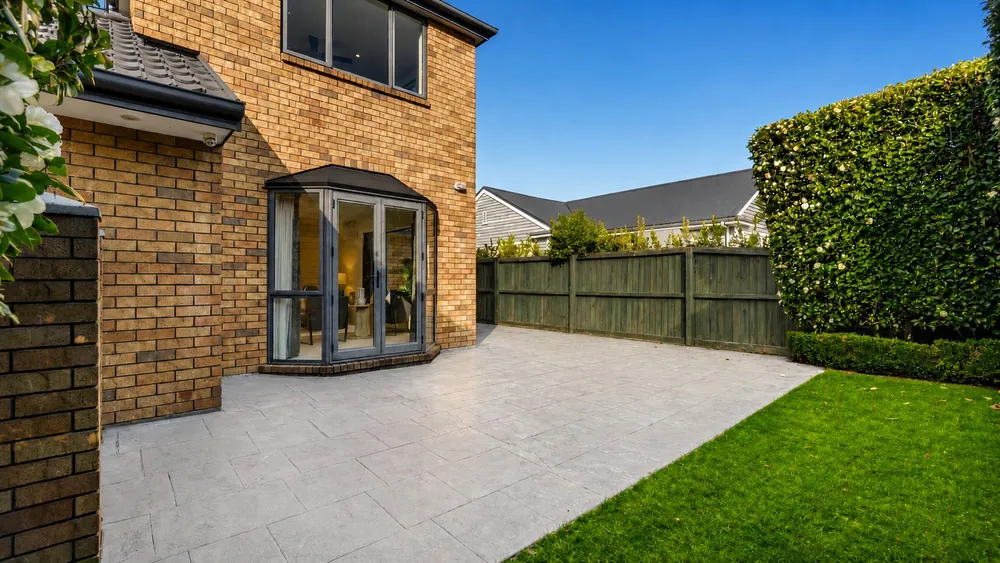Photos of 28 Wyndham Street
