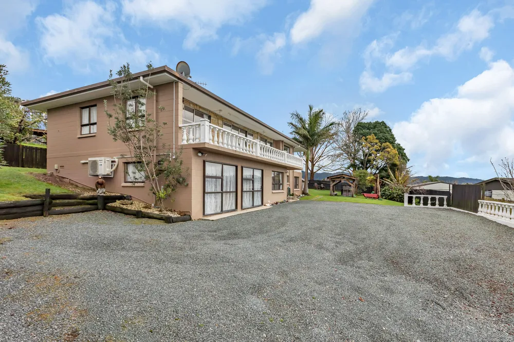 Photos of 58 Smeaton Drive