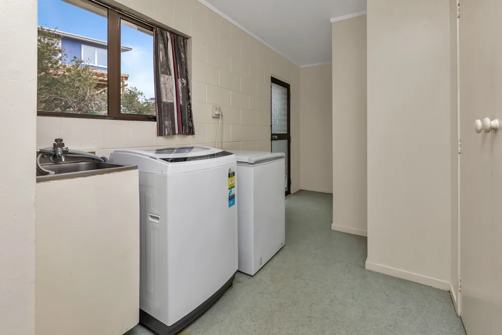 Photos of 58 Smeaton Drive