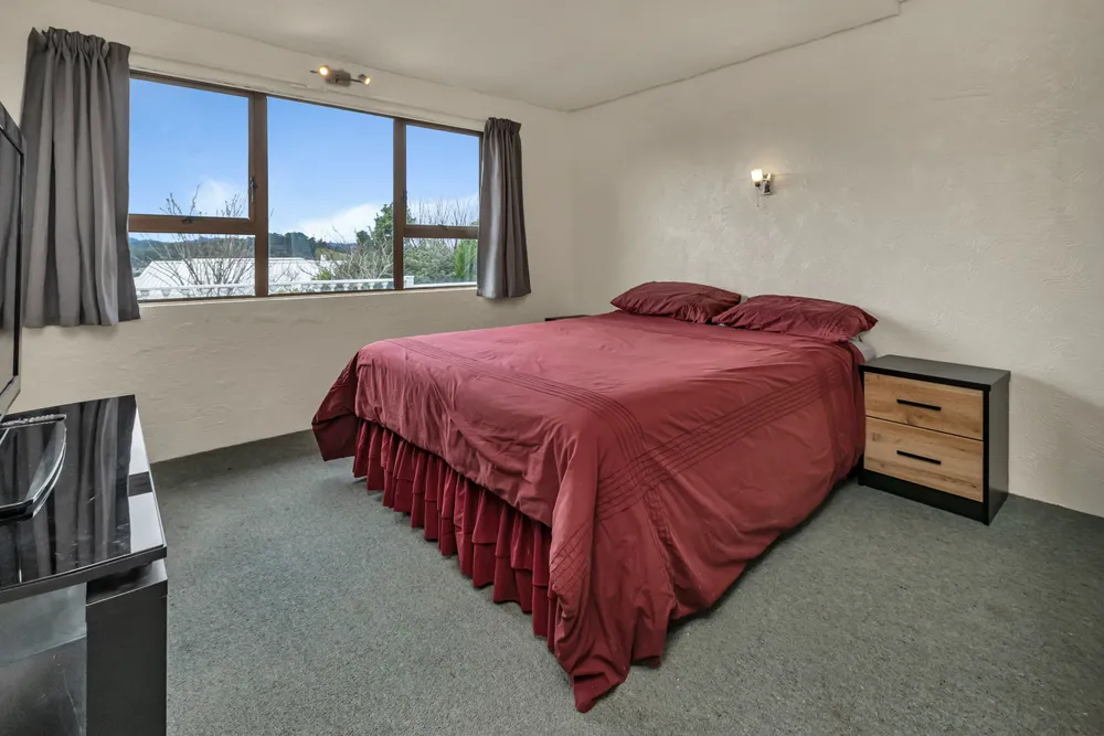 Photos of 58 Smeaton Drive
