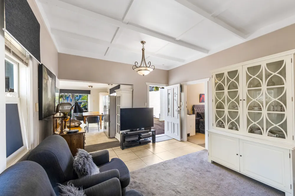 Photos of 30 Lancing Road