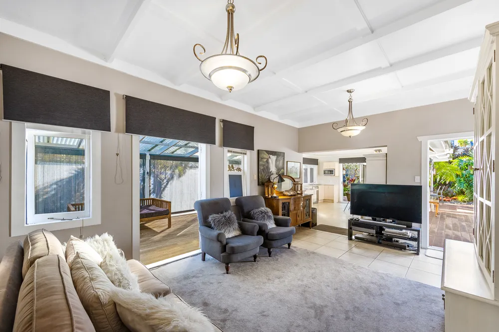 Photos of 30 Lancing Road