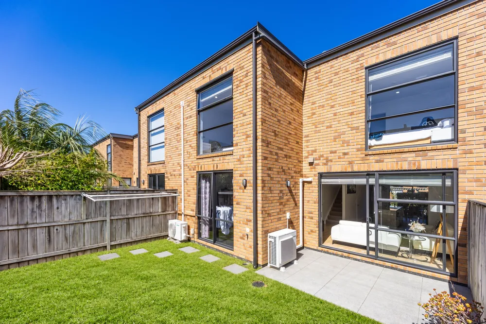 Photos of 59 Scoria Crescent