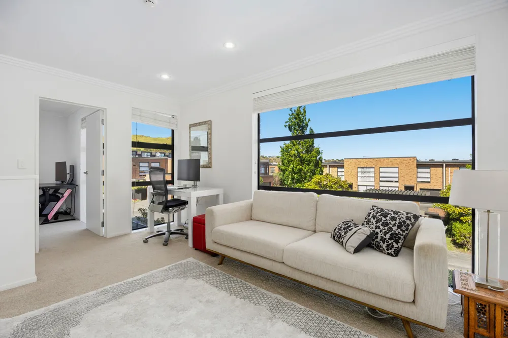 Photos of 59 Scoria Crescent