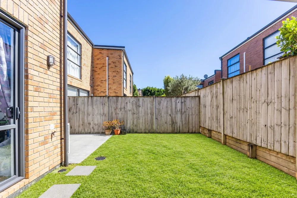 Photos of 59 Scoria Crescent