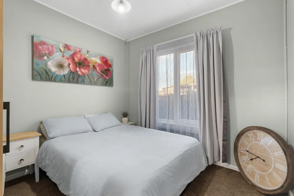 Photos of 12 Somerset Crescent