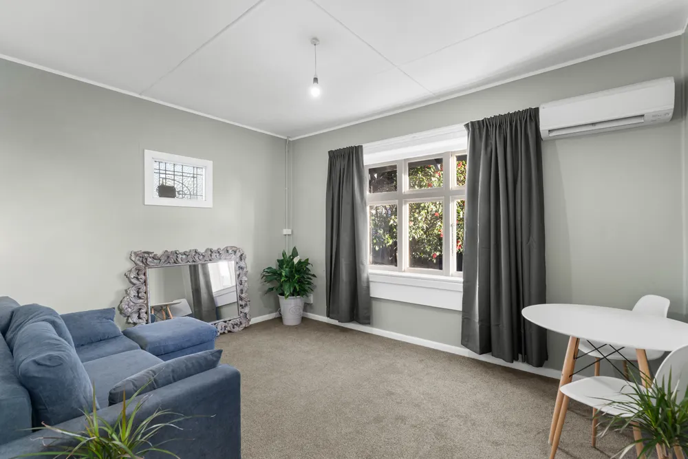 Photos of 12 Somerset Crescent