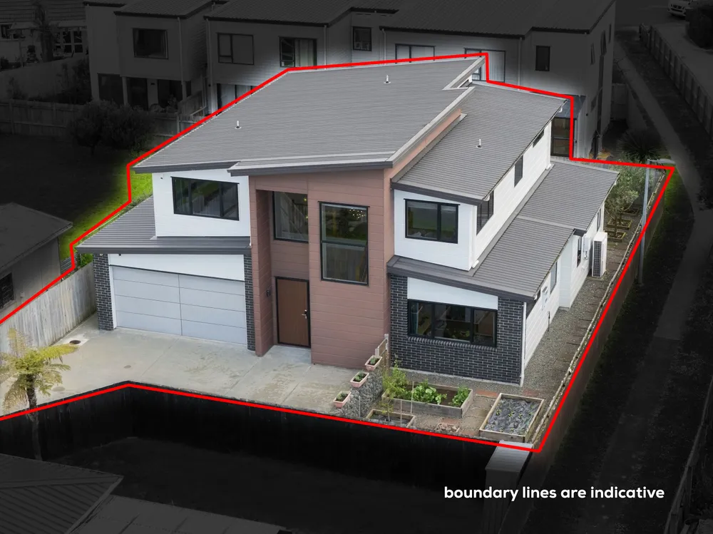 Photos of 604A Te Atatu Road