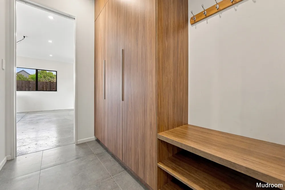 Photos of 604A Te Atatu Road