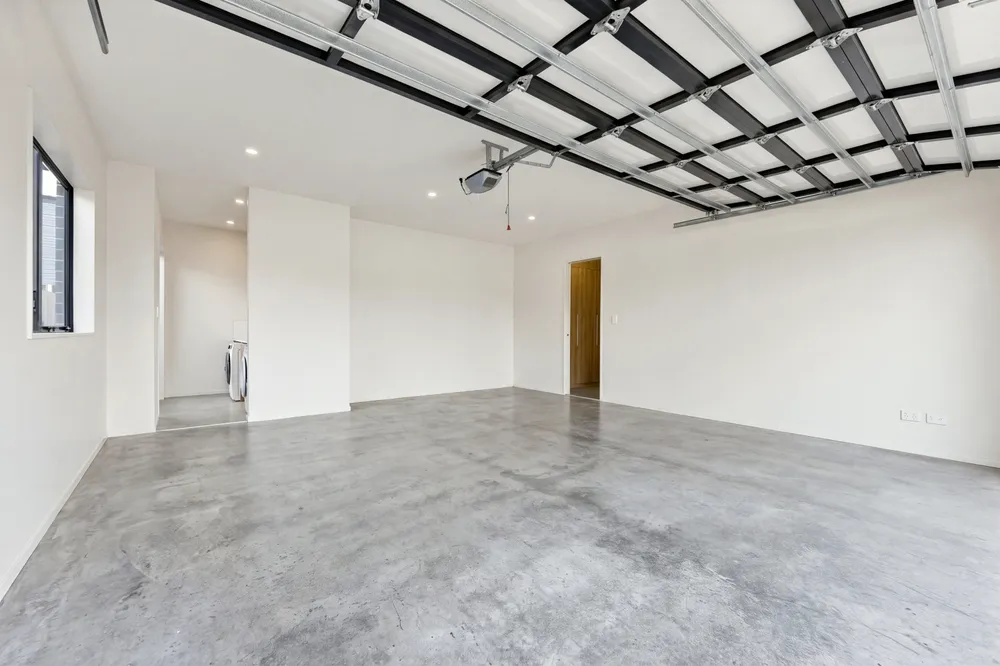 Photos of 604A Te Atatu Road