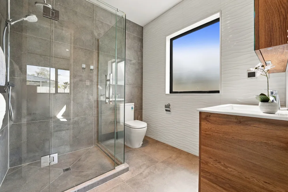Photos of 604A Te Atatu Road