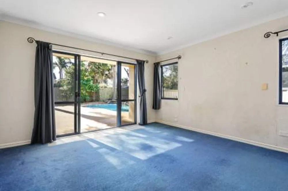 Photos of 44 Santa Barbara Drive