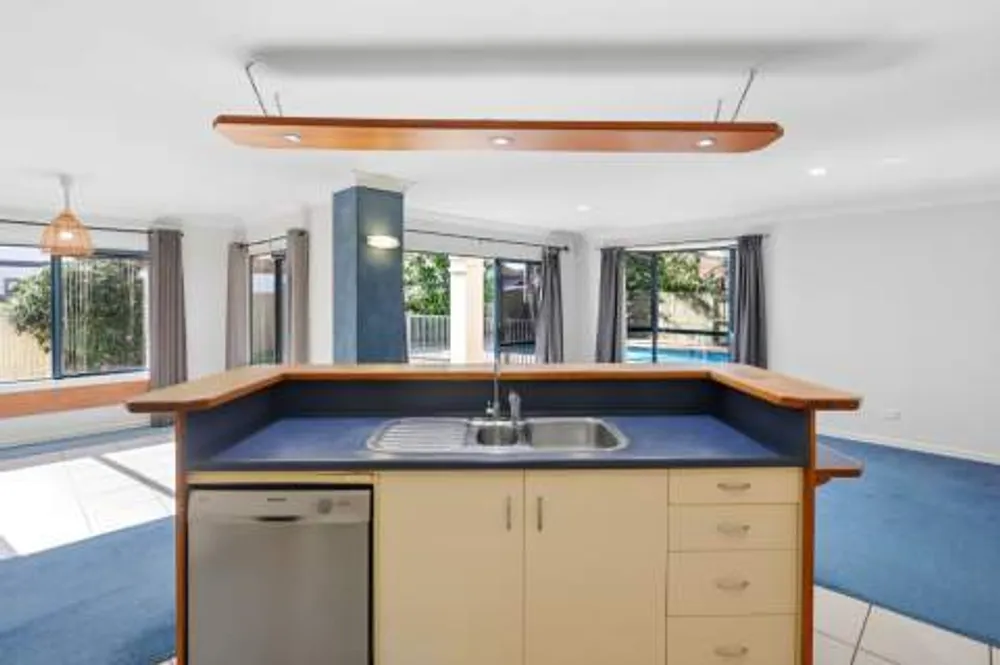 Photos of 44 Santa Barbara Drive