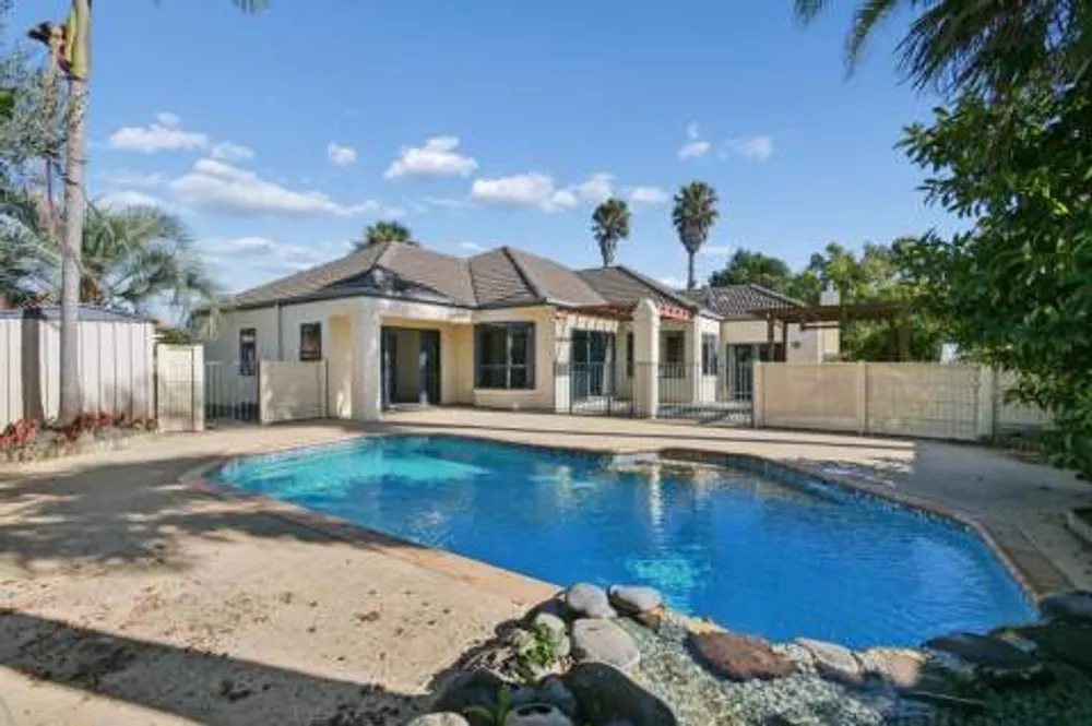 Photos of 44 Santa Barbara Drive