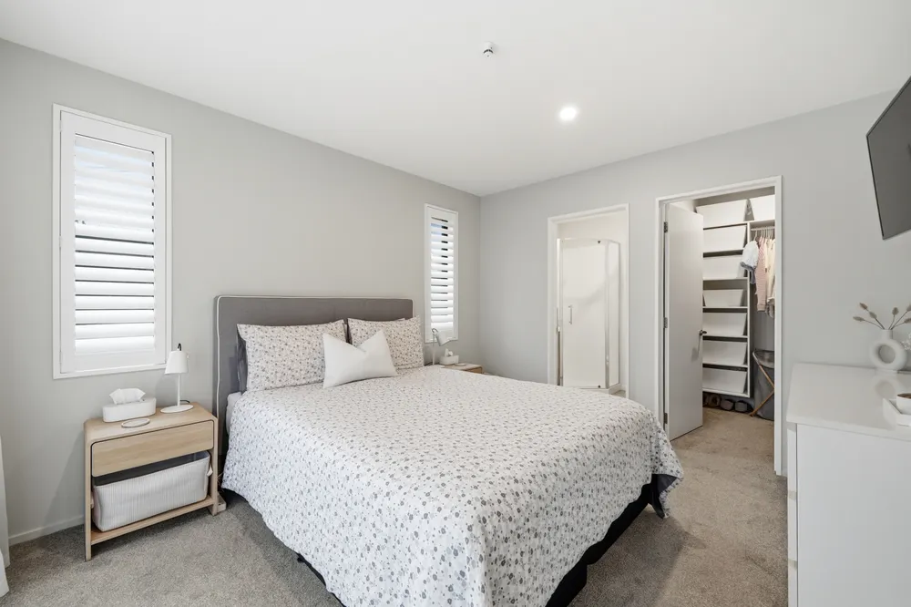 Photos of 18 Sweeney Street