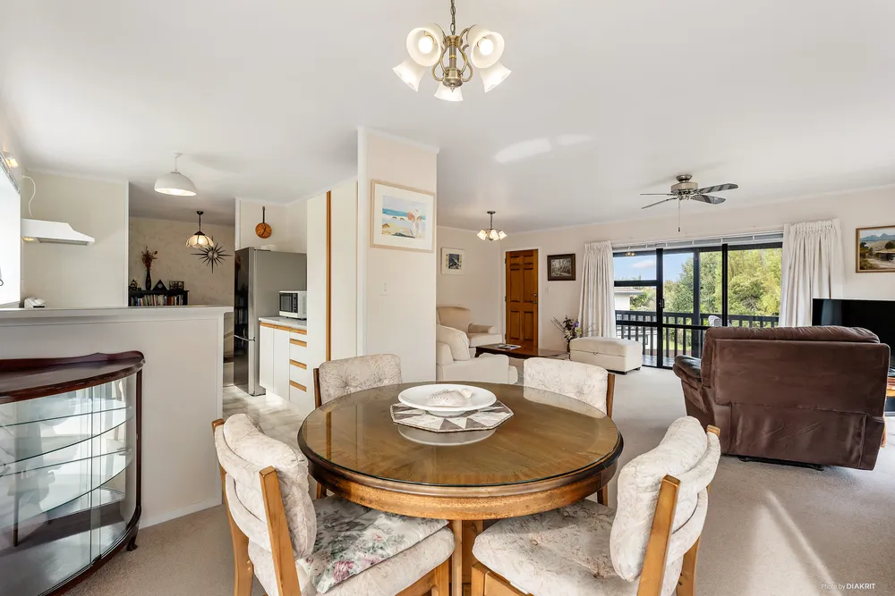Photos of 20 Sandgate Avenue
