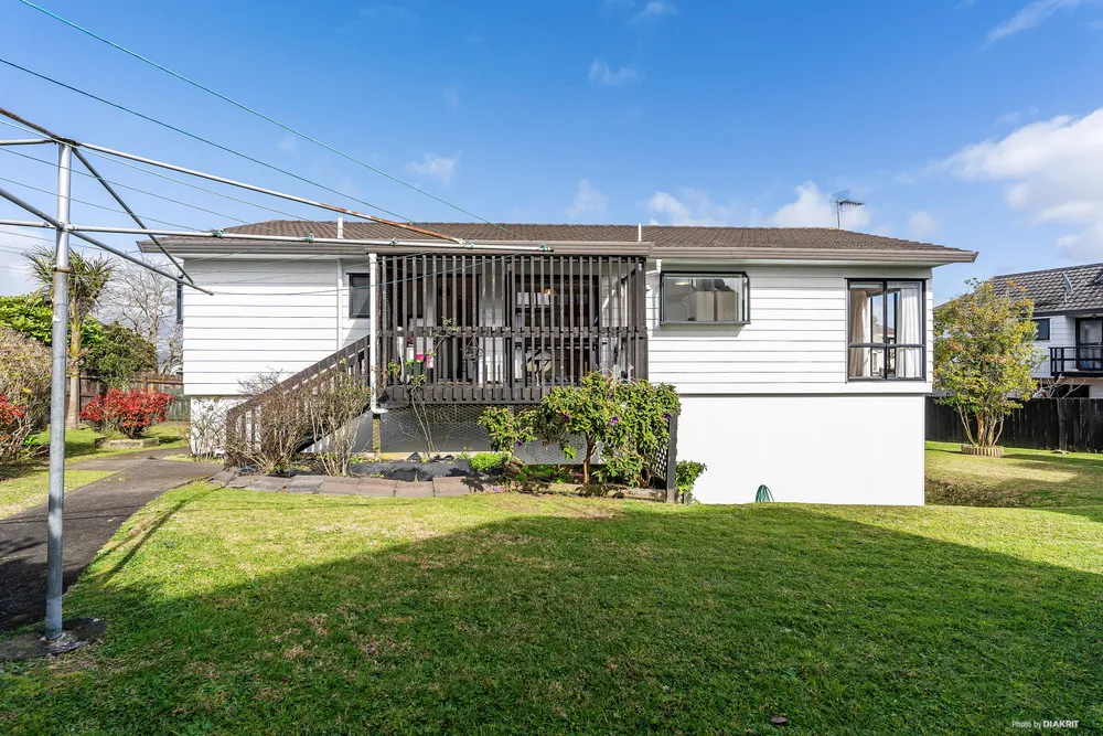 Photos of 20 Sandgate Avenue