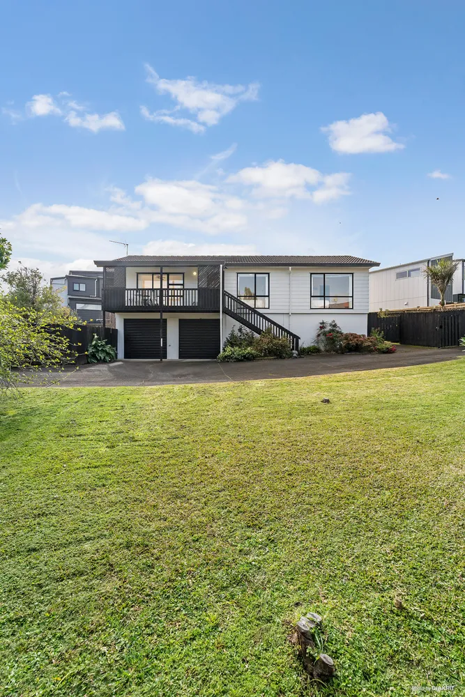 Photos of 20 Sandgate Avenue