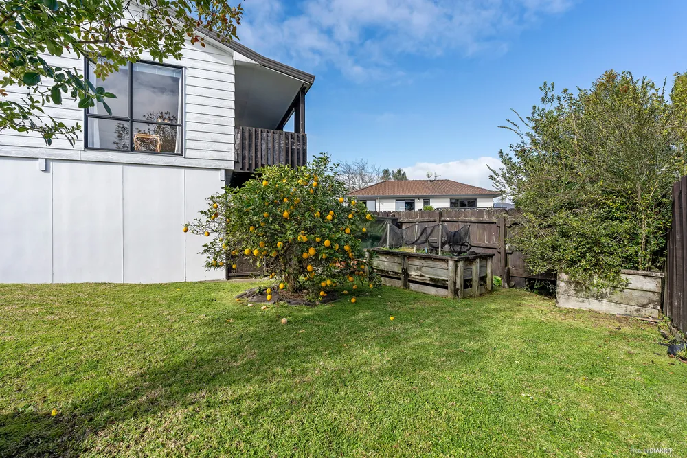 Photos of 20 Sandgate Avenue