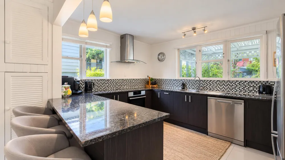 Photos of 82 Owairaka Avenue
