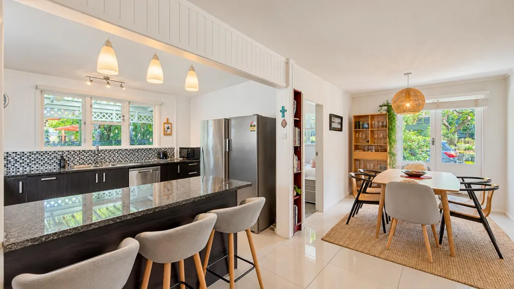 Photos of 82 Owairaka Avenue