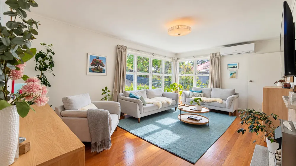 Photos of 82 Owairaka Avenue
