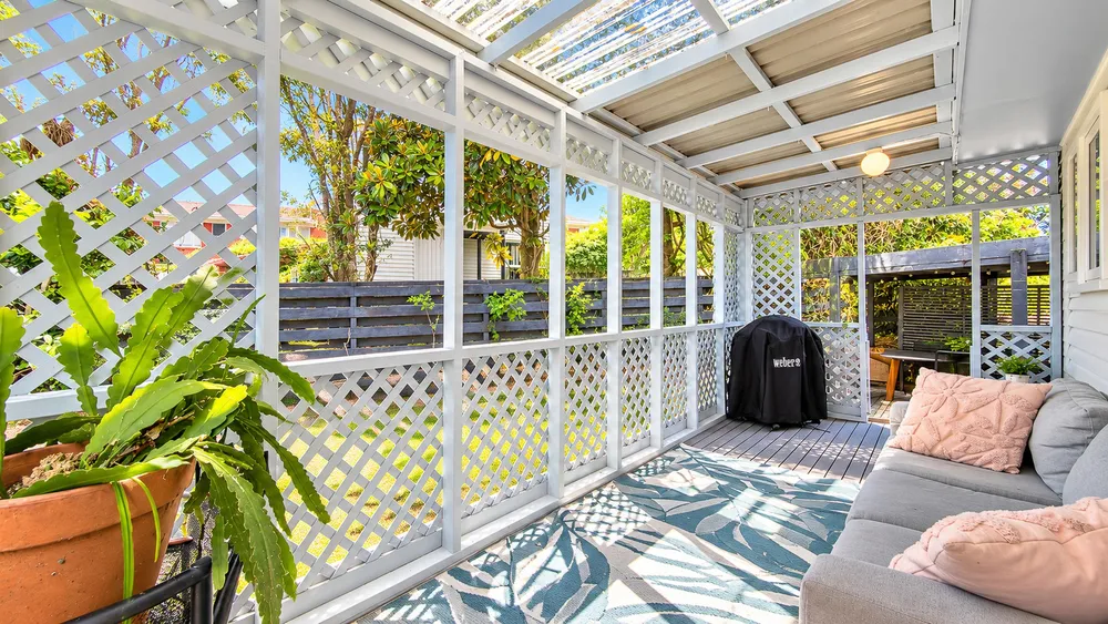 Photos of 82 Owairaka Avenue