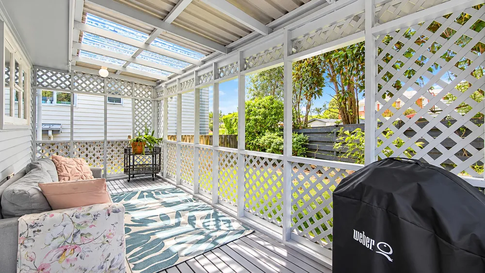 Photos of 82 Owairaka Avenue