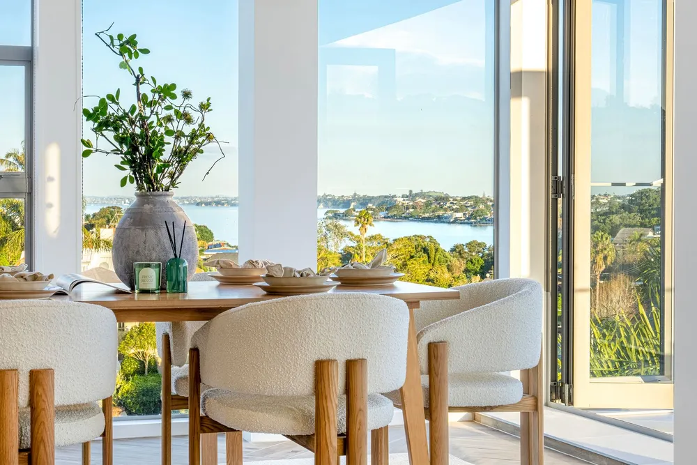Photos of 129A Beach Road
