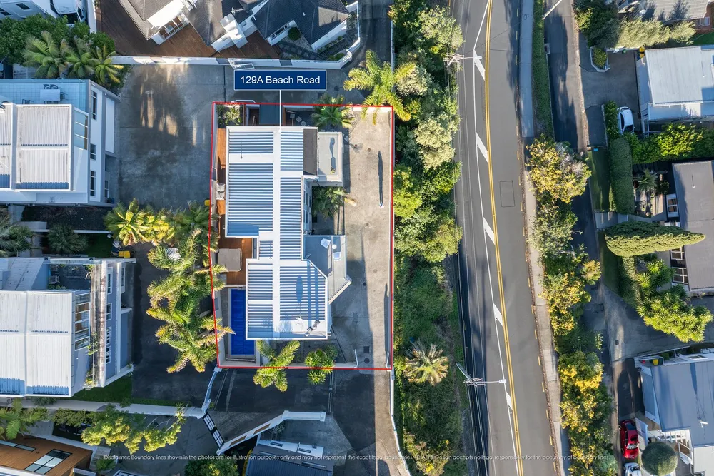 Photos of 129A Beach Road