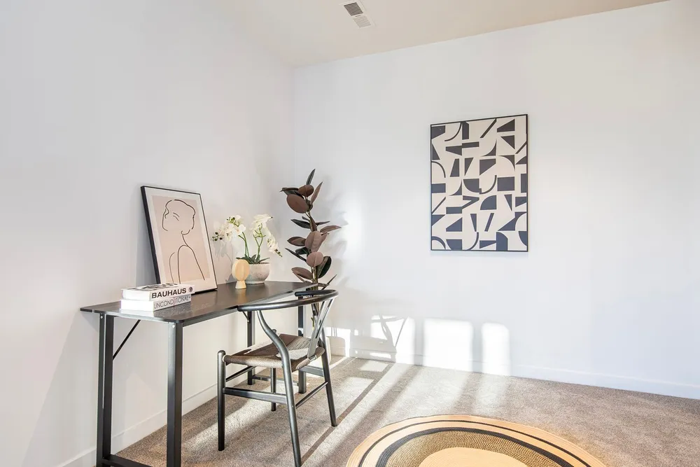 Photos of 129A Beach Road