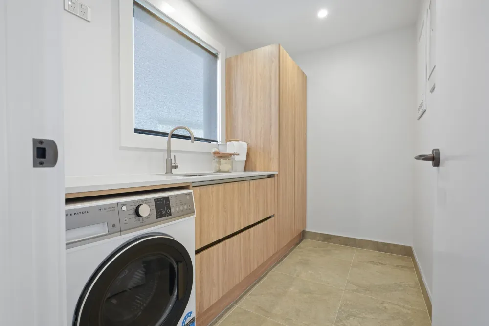 Photos of 21 Fred Carr Place