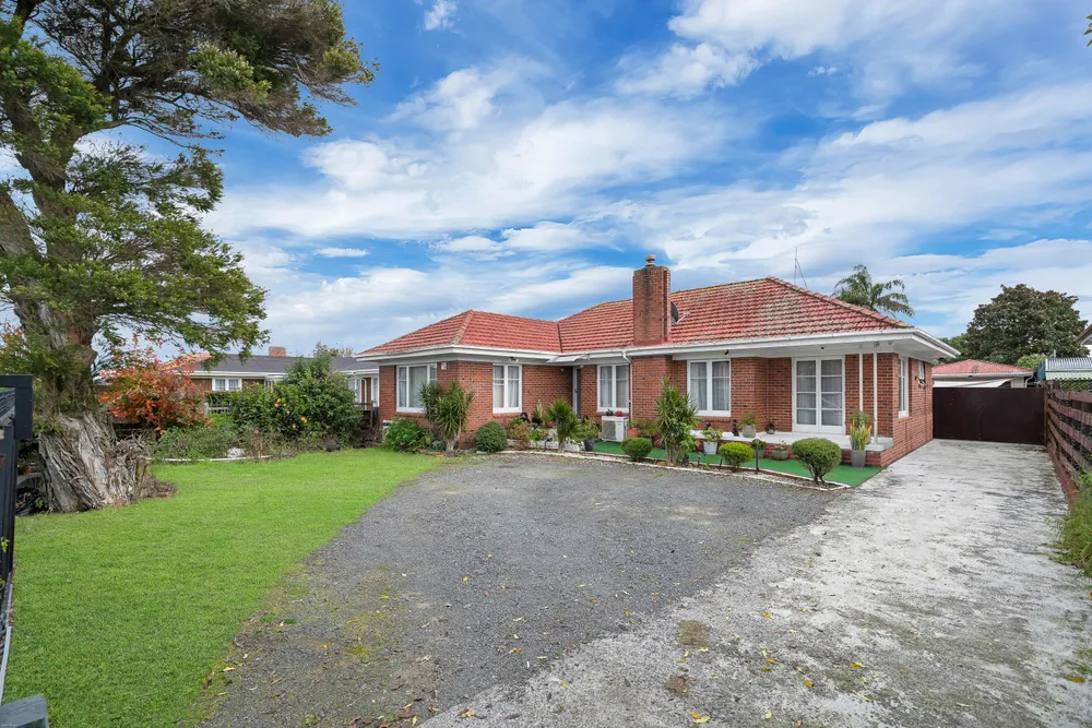 Photos of 15 Watson Place