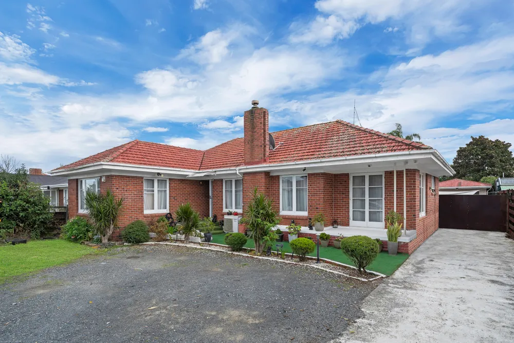 Photos of 15 Watson Place