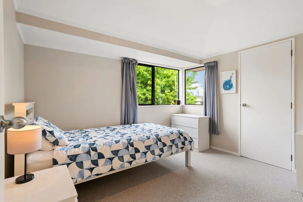 Photos of 163 Celtic Crescent