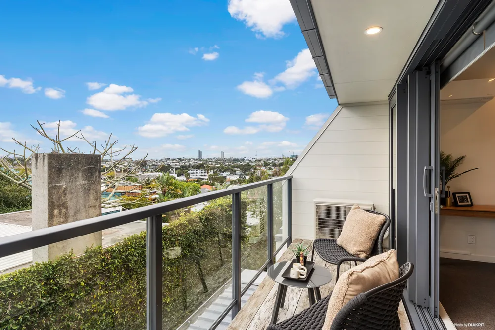 Photos of 424D Richmond Road
